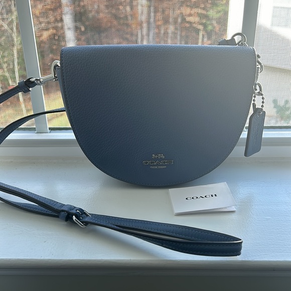 Authentic Coach Crossbody Bag - Picture 5 of 10